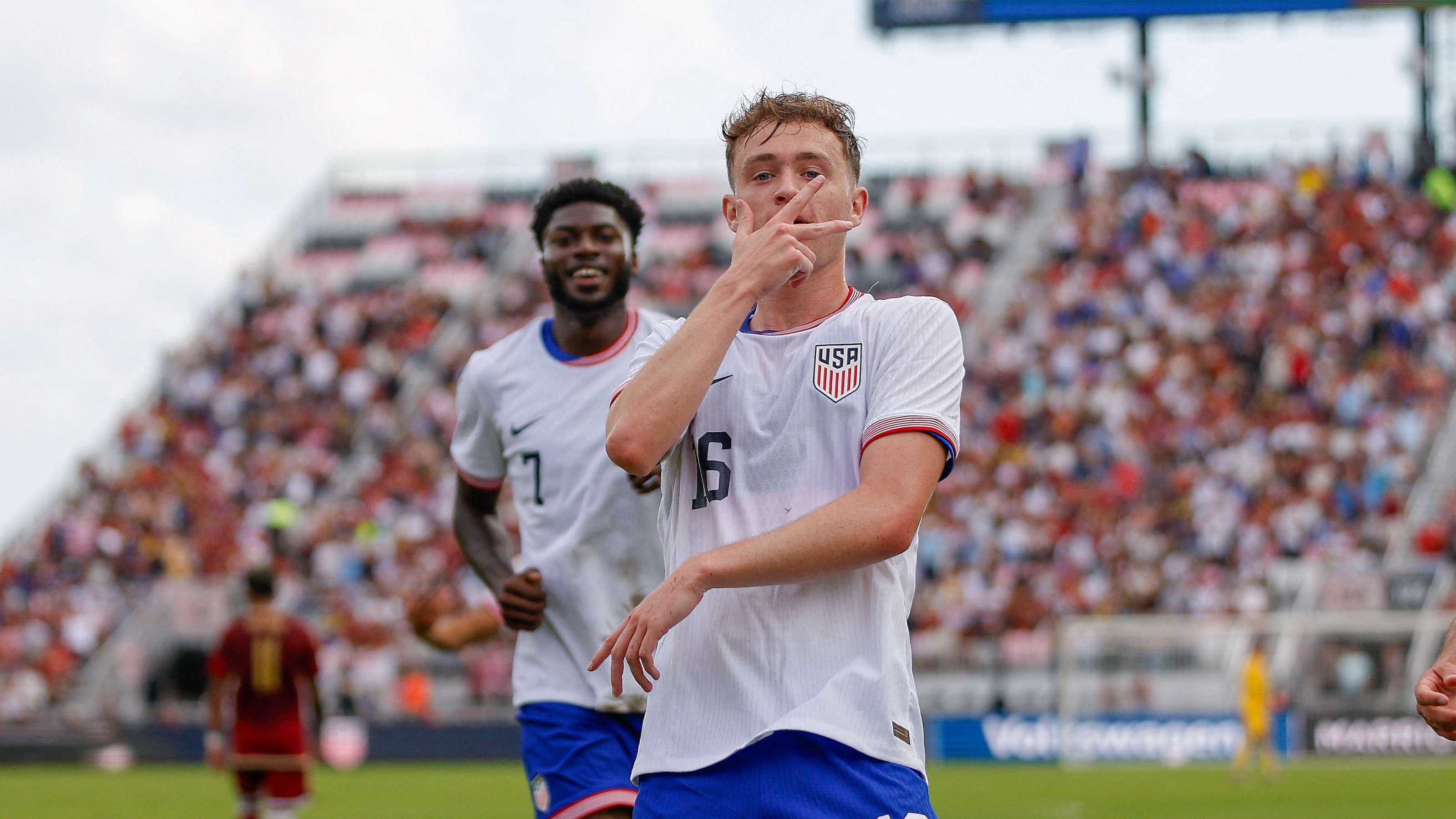 希克凭借其 希克凭借其